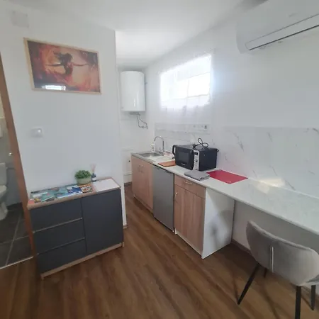 Apartment Juhar Kiskunhalas